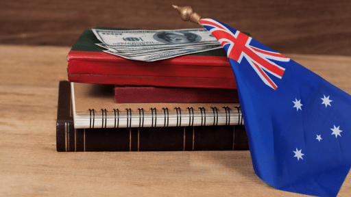 オーストラリアの国旗とノートの写真